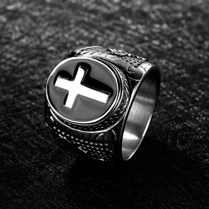 Christianartworkshop Retro Cross "Hand of God" Titanium Religion Ring