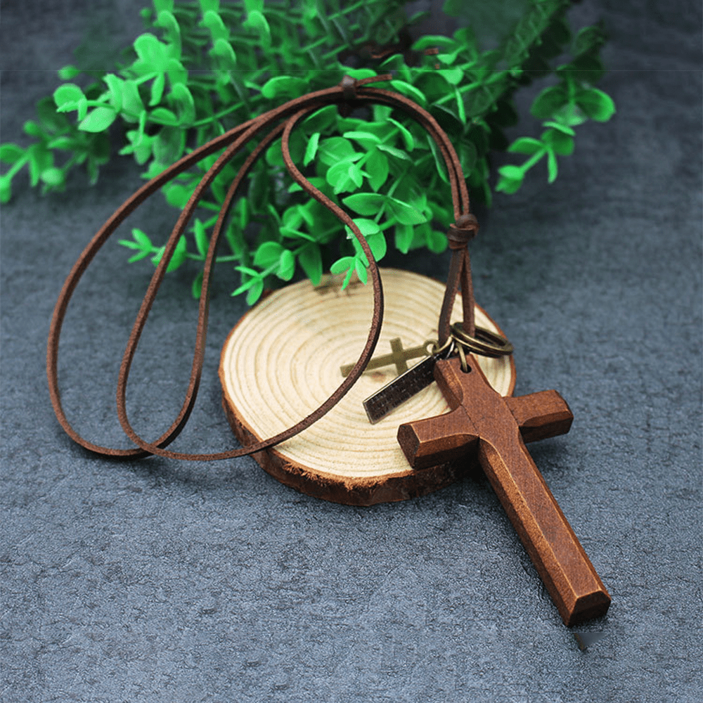 Christianartworkshop Vintage Wood Cross Adjustable Leather Necklace