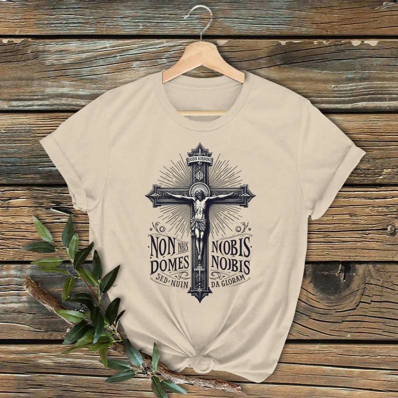 Christianartworkshop Classic Colored Style Crucifixion Emblem Short Sleeve T-shirt