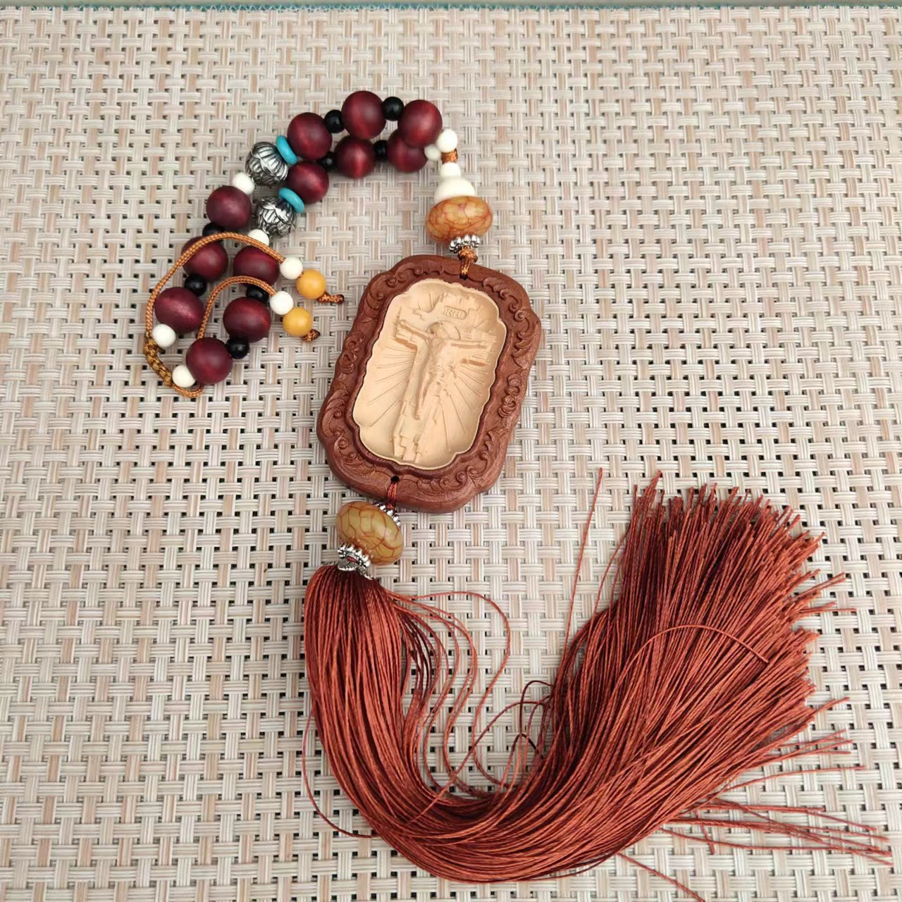 Christianartworkshop Classic Style Boxwood Crucifix Sign Tassels Car Rearview Mirror Hanging Ornament