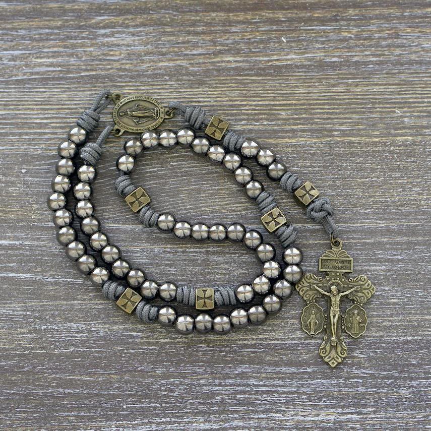 Christianartworkshop Miraculous Medal & Crucifix of 8 mm Round Silver Black Gallstone Nylon Cord Rosary