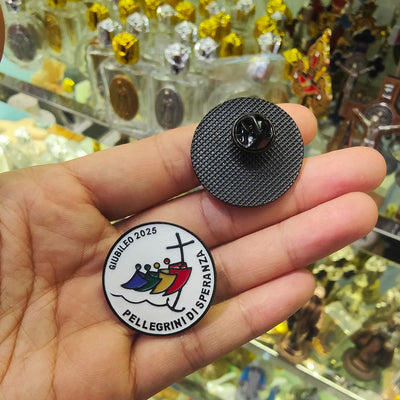 Christianartworkshop 3pcs/set Jubilee Pilgrim Badge Set: Embrace the Spirit of Christian Millennium