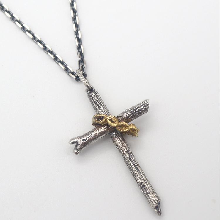 Christianartworkshop 925 Sterling Silver Cross of Thorns Necklace: A Symbol of Faith