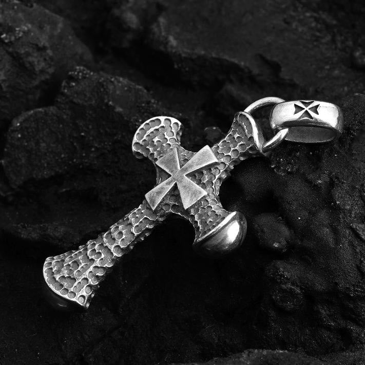 Christianartworkshop 925 Sterling Silver Classic & Vintage Crucifix Necklace: Blending Historical Aesthetics with Modern Craftsmanship