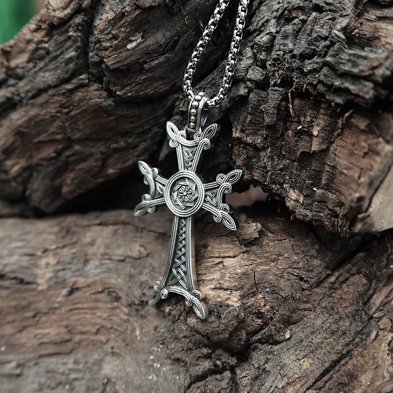 Christianartworkshop 925 Sterling Silver Celtic Crucifix Necklace: A Timeless Blend of Faith and Artistry