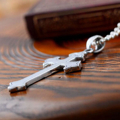 Christianartworkshop 925 Sterling Silver Vintage & Minimalist Style Cross Necklace: Distinctive Symbol of Faith