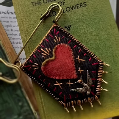 Christianartworkshop Hand-Embroidered Hope Protection Pocket Brooch