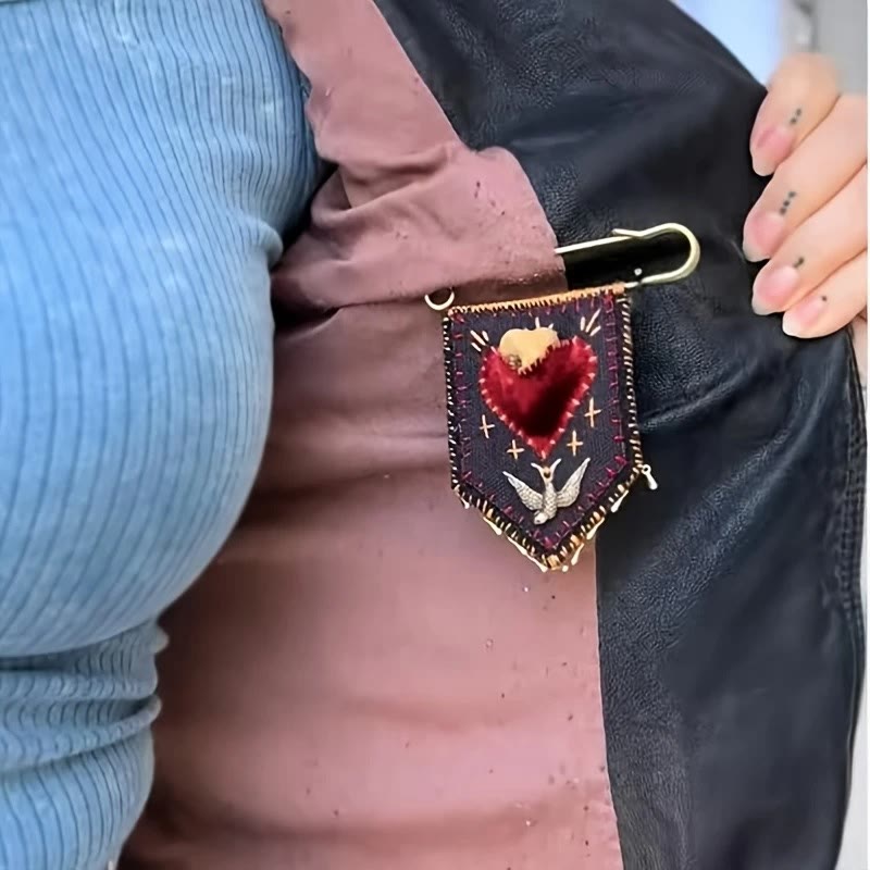 Christianartworkshop Hand-Embroidered Hope Protection Pocket Brooch