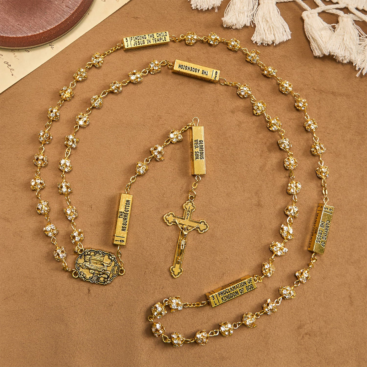 Christianartworkshop Our Lady of Fátima & Crucifix of 8 mm Round Golden Metal Gems Alloy Chain Rosary