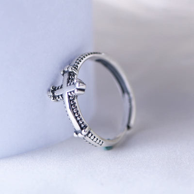 Christianartworkshop Minimalist 925 Silver Cross Ring with Ornate Rope Patterns: Enduring Symbol of Spiritual Bond