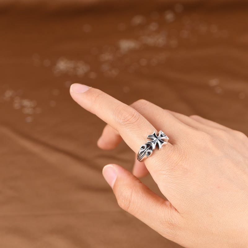 Christianartworkshop Minimalist 925 Silver Adjustable Maltese Cross Band Ring: Precious Heirloom of Faith