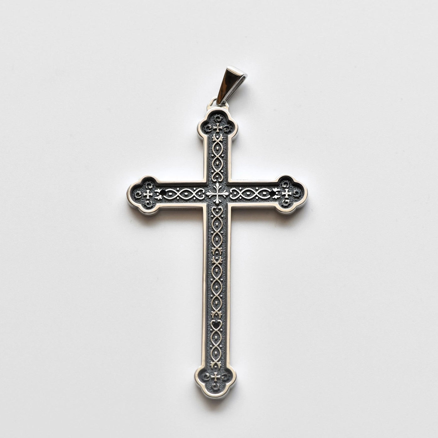 Christianartworkshop Retro Sterling Silver Amulet INRI Cross Pendant Necklace: A Emblem of Grace
