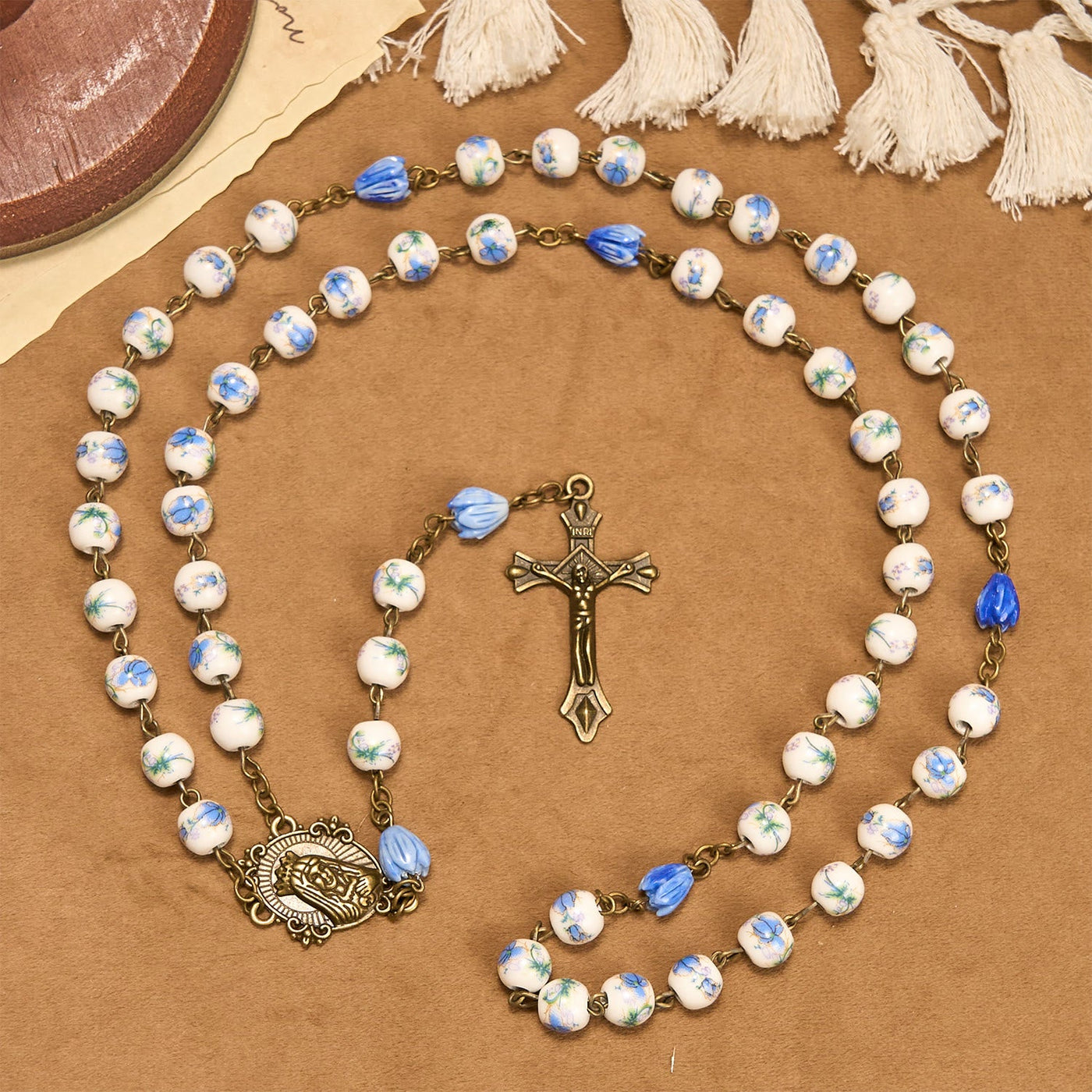 Christianartworkshop Immaculate Heart of Mary & Crucifix of 8 mm Round Blue Floral Acrylic Alloy Chain Rosary
