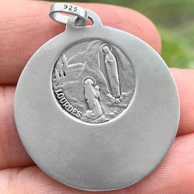 Christianartworkshop Graceful Virgin Mary Pendant Necklace in 925 Sterling Silver for Daily Devotion