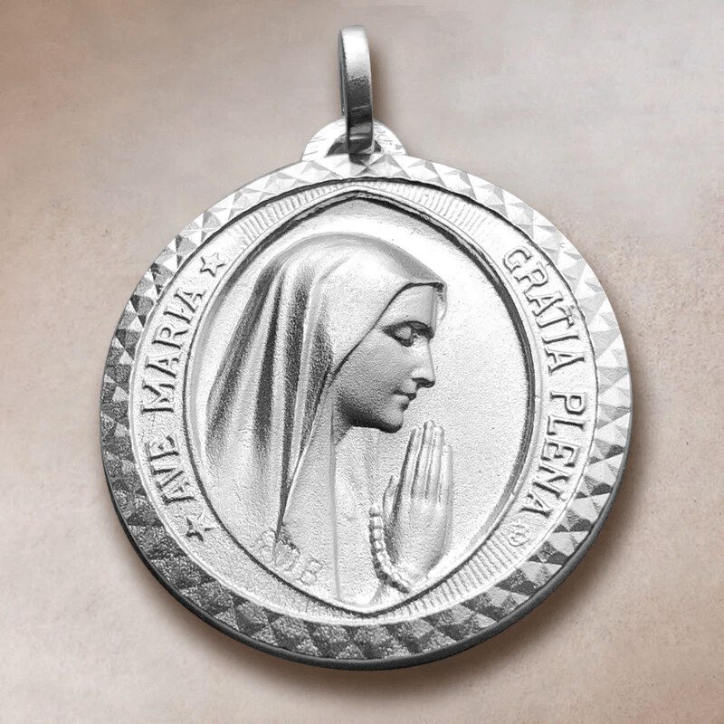 Christianartworkshop Graceful Virgin Mary Pendant Necklace in 925 Sterling Silver for Daily Devotion