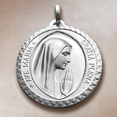 Christianartworkshop Graceful Virgin Mary Pendant Necklace in 925 Sterling Silver for Daily Devotion