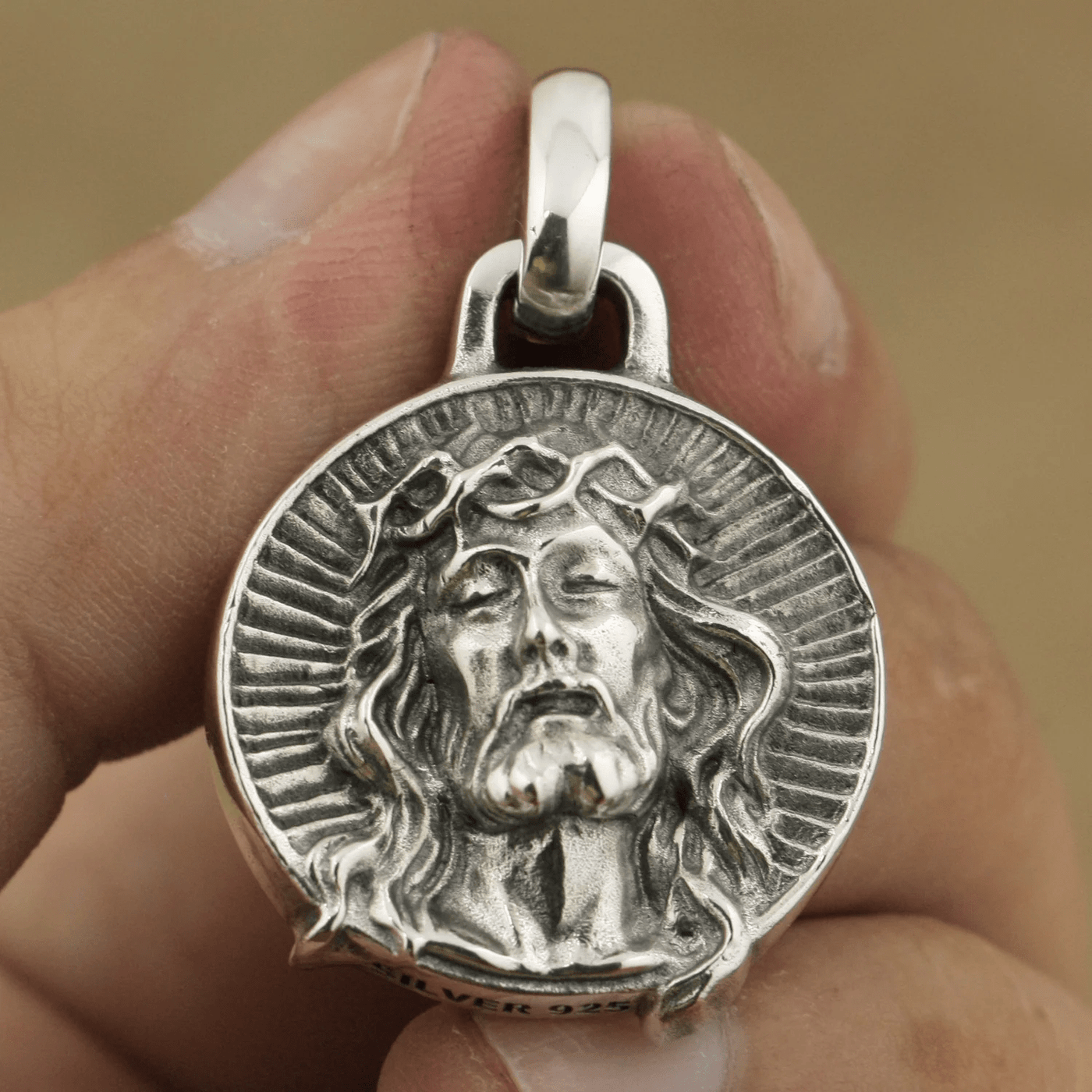 Christianartworkshop 925 Sterling Silver Jesus Crown of Thorns Sacred Necklace