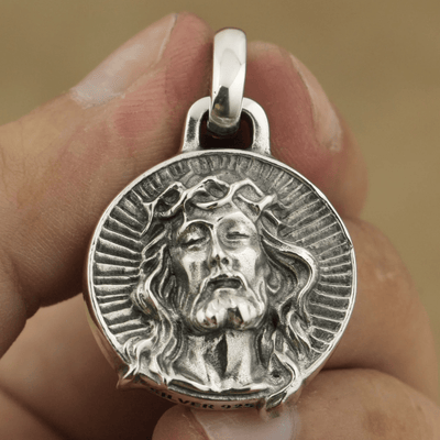 Christianartworkshop 925 Sterling Silver Jesus Crown of Thorns Sacred Necklace