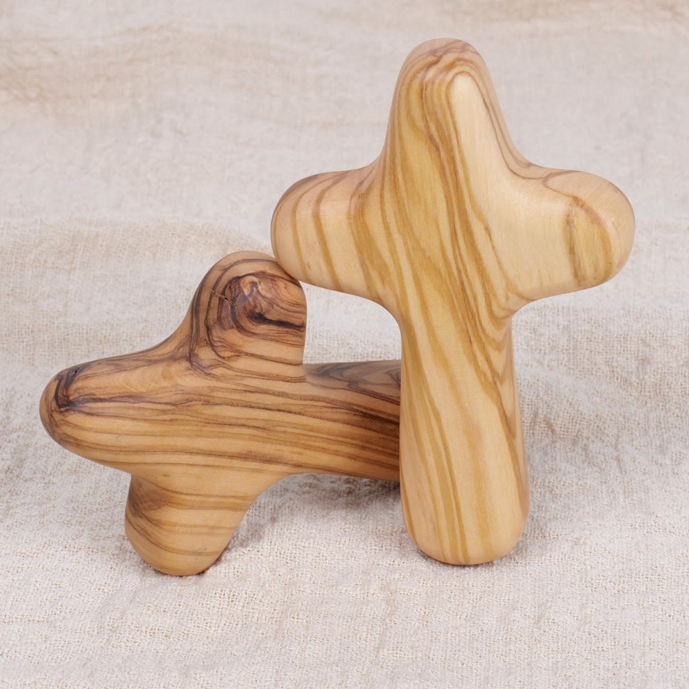 Christianartworkshop Minimalist Olive Wood Handheld Cross: Unique Emblem of Simple Religious Devotion