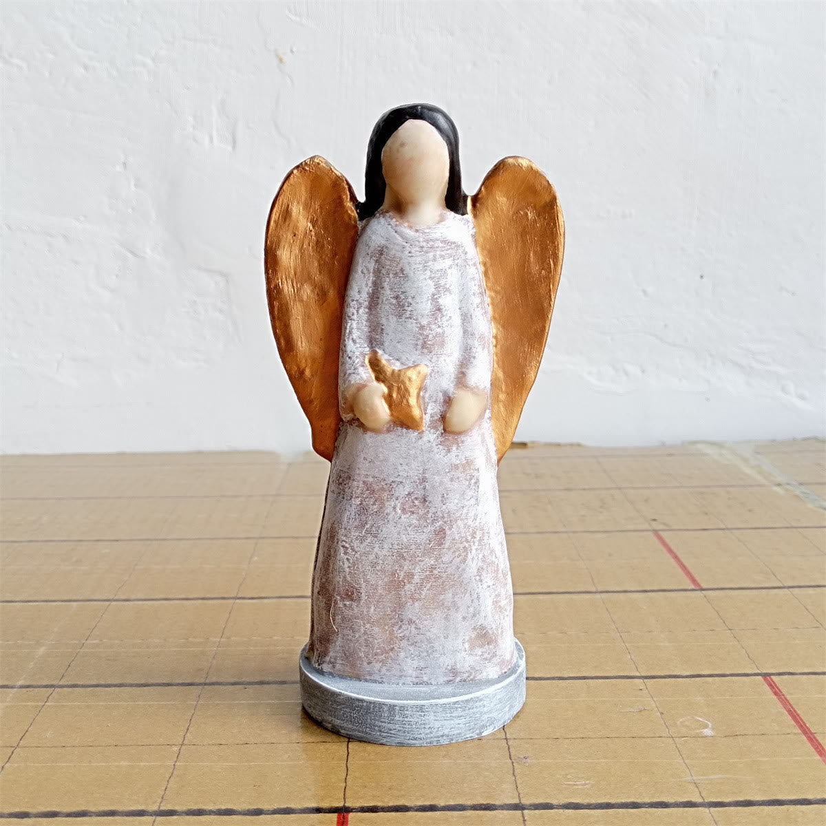 Christianartworkshop Resin Angel Nativity Desktop Ornament: A Rare Emblem of Christmas Devotion
