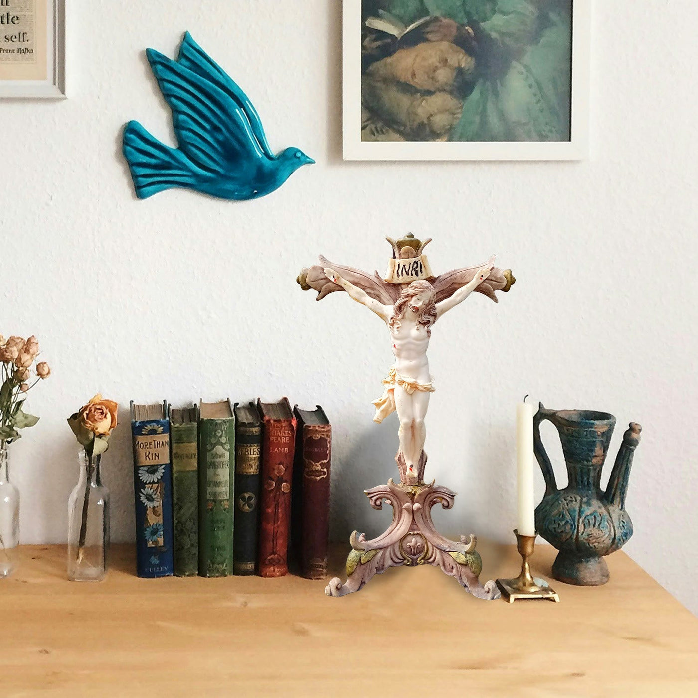 Christianartworkshop Resin Crucifix Jesus Desktop Ornament: Uncommon Badge of Steadfast Conviction