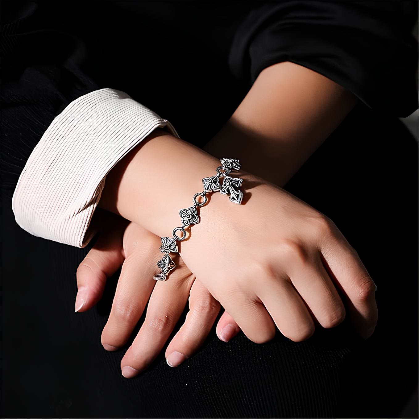 Christianartworkshop Retro - Styled Sterling Silver Cross Bracelet with Floral Motifs: A Nostalgic Sign of Faith