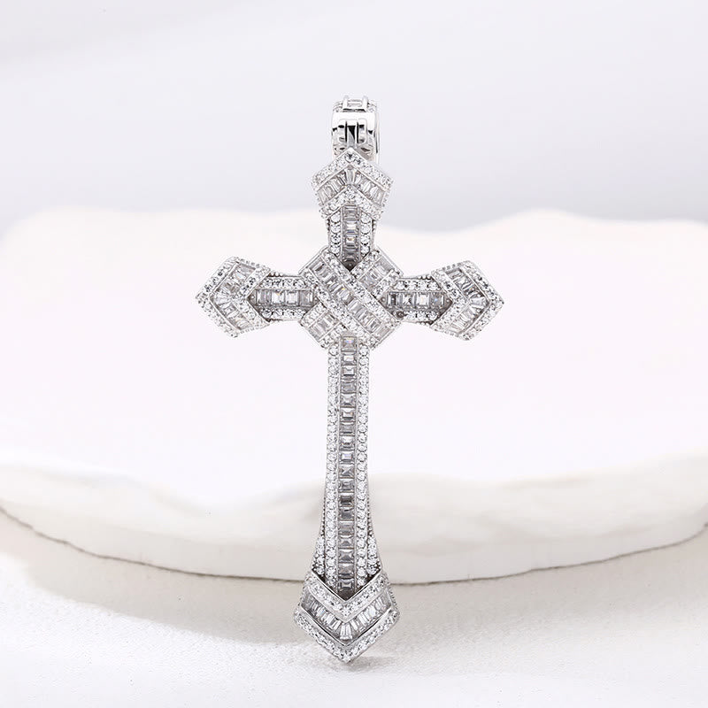 Christianartworkshop Artistic Diamond - Studded Silver Cross Pendant: A Unique Fusion of Elegance and Belief