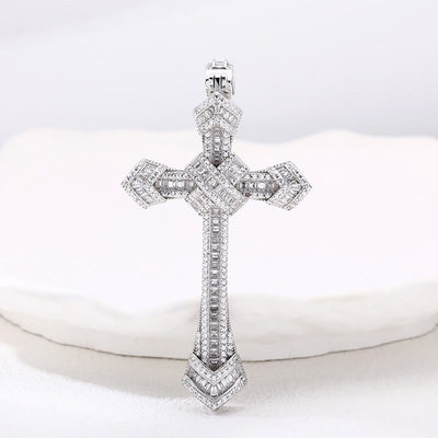 Christianartworkshop Artistic Diamond - Studded Silver Cross Pendant: A Unique Fusion of Elegance and Belief