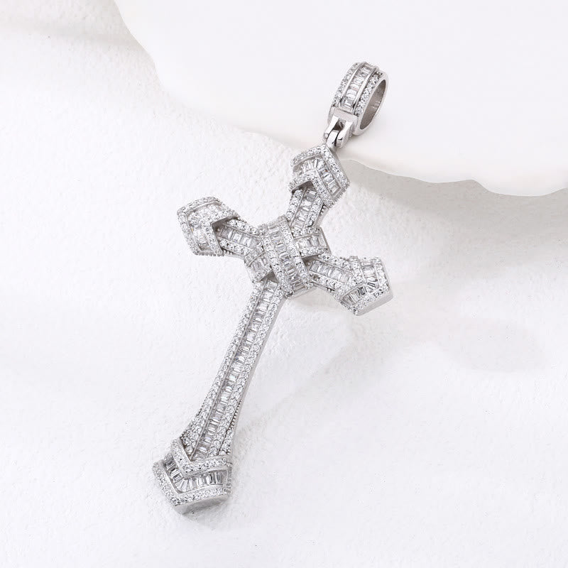 Christianartworkshop Artistic Diamond - Studded Silver Cross Pendant: A Unique Fusion of Elegance and Belief