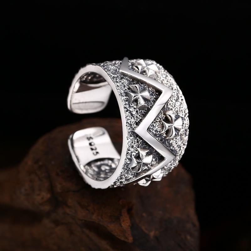 Christianartworkshop Classic 925 Silver Cross - Patterned Ring: A Profound Symbol of Faith