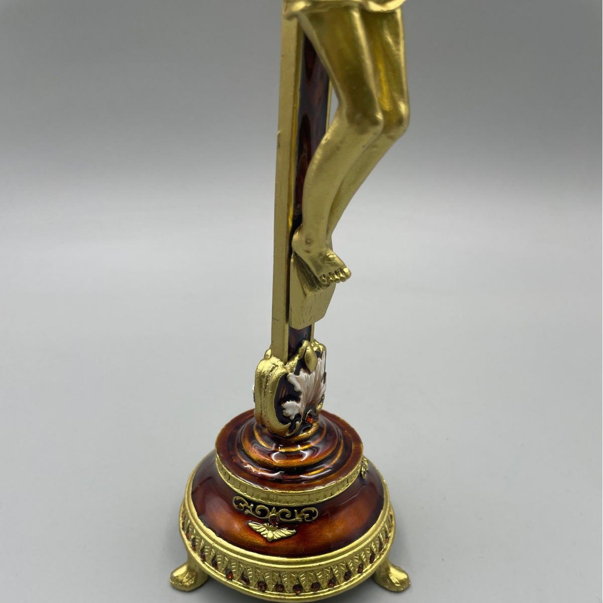 Christianartworkshop INRI Inscribed Crucifix Desktop Ornament with Ornate Craftsmanship