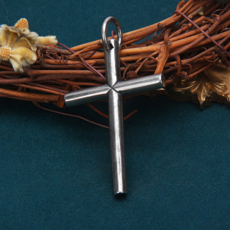 Christianartworkshop Bold Minimal Sterling Silver Cross Necklace in Square and Round Bar